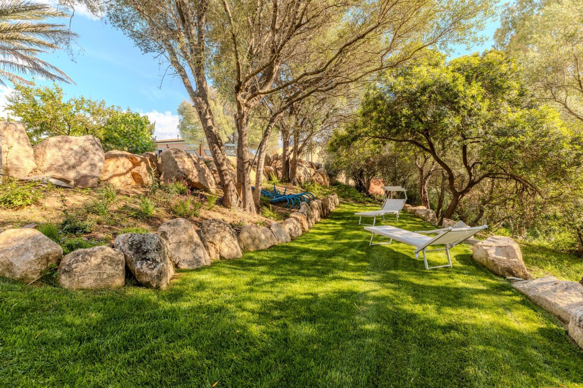 Apartamento Stazzo San Teodoro Piscina Condivisa Exterior foto