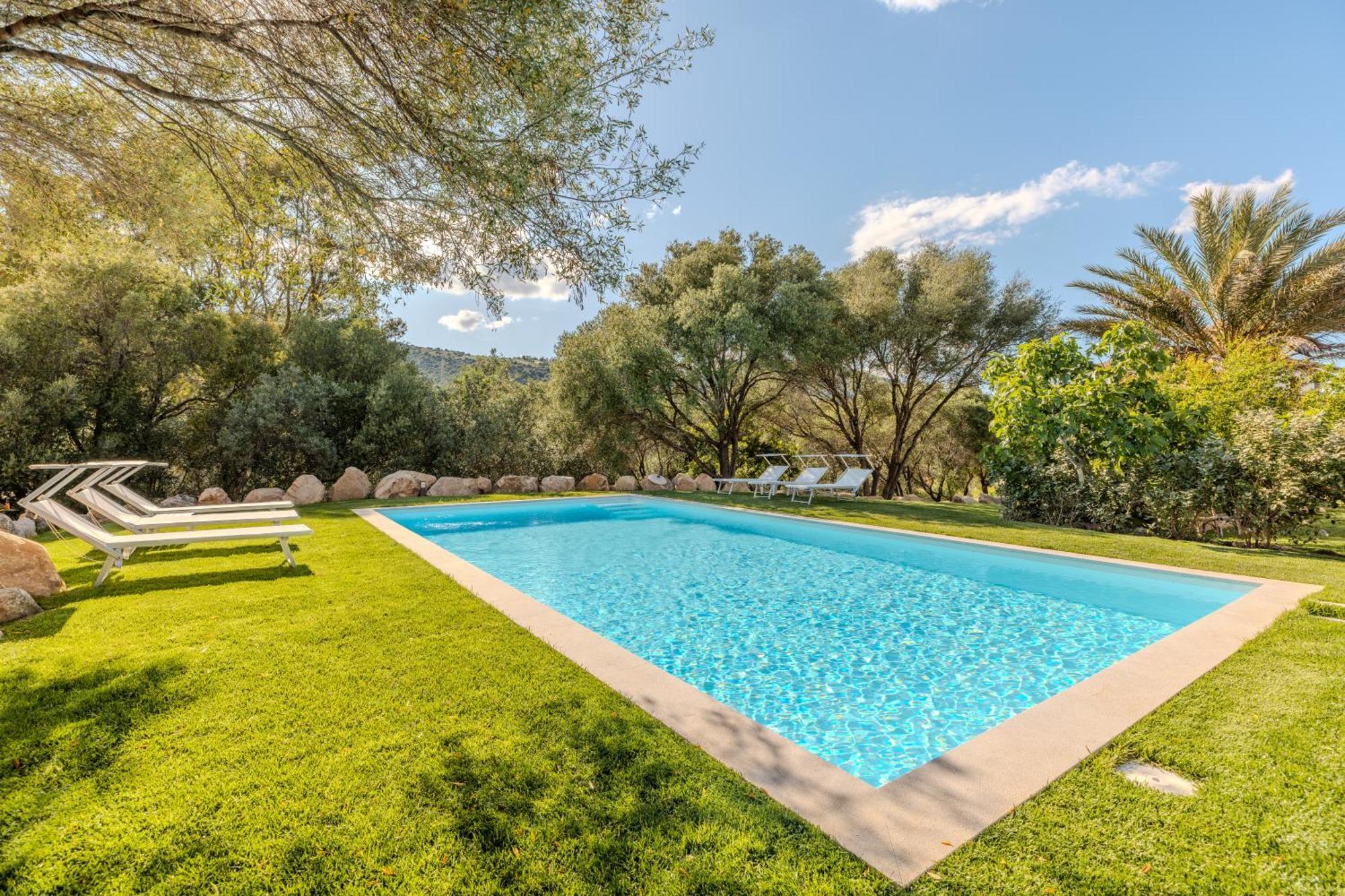Apartamento Stazzo San Teodoro Piscina Condivisa Exterior foto